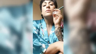 MISS NERA SKYE onlyfans 2020-01-05 When you look as good as me