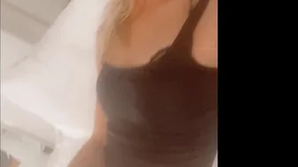 Naomi Anderson onlyfans_I love it when I can be versatile with boys (27-05-20)