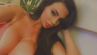 yvonne_bar-06-10-2019-11838472-Good_night