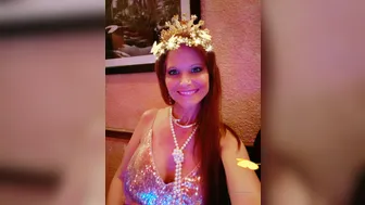 Syren De Mer onlyfans 02 01 2020Let s make 2020 great Happy New Year5e0d48813ea663ebef64b