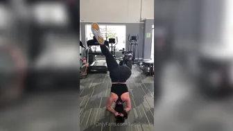 Kendra Lust onlyfans 20 05 17 23847631 Mmm who knew I was this flexible 720x1280