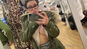 Scarlett Jones onlyfans 20 06 22 29264301 Just doing some shopping lol 1280x720
