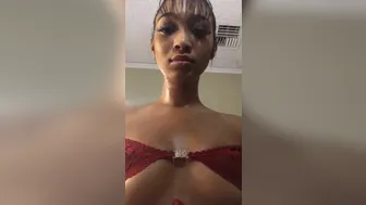 Edwina Isaacs (edwinacarlaisaac) onlyfans adores in two holes