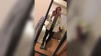 Anna Bell Peaks (AnnaBellPeaks) onlyfans Tattooed lady jerks off pussy and moans