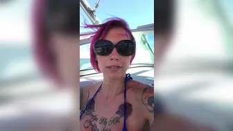 Anna Bell Peaks (AnnaBellPeaks) onlyfans Busty woman chatting in free chat