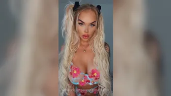 BELLE BARBIE (bellebarbie) onlyfans Naughty bitch sucks penis and gets fucked