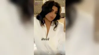 Emira Kowalska (Emira Foods) onlyfans Shy young lady caresses intimate places