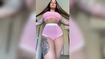 Giuliana aka giulianacabrazia  onlyfans  scrawny babe plays with wet wet pink hole