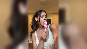 August Laines aka augustlaines onlyfans 6/03/2022 Newest from chaturbate show