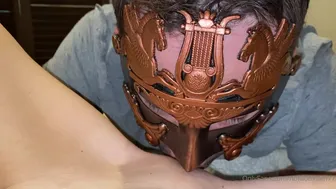 No Face Mom aka nofacemom77 onlyfans Crazy Quin jerks off anus and massages pussy