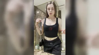 Alexia Rae aka Alexiaxrae onlyfans web model fucks herself with a dildo