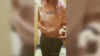 Tayla Summers XXX aka acidbunnyy onlyfans incendiary lady squeezes her crevices