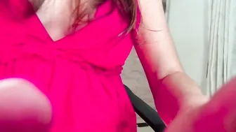 Lianamoon reaches the goal and shows her pussy